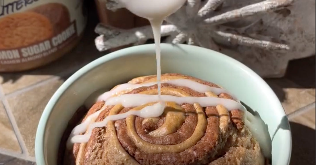 Cinnamon Roll Protein Baked Oats